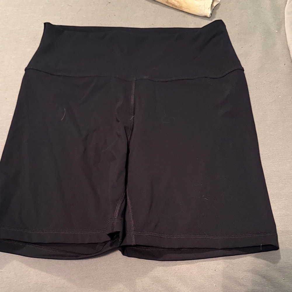 CRZ YOGA Women's Classic Black Bike Shorts
